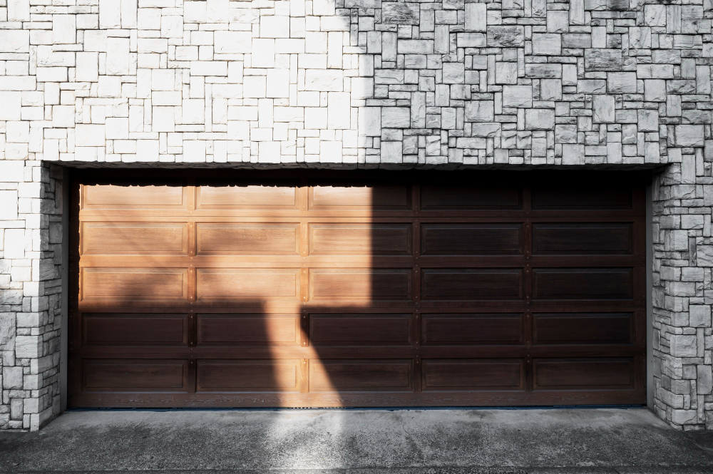 Pourquoi isoler une porte de garage coulissante ?